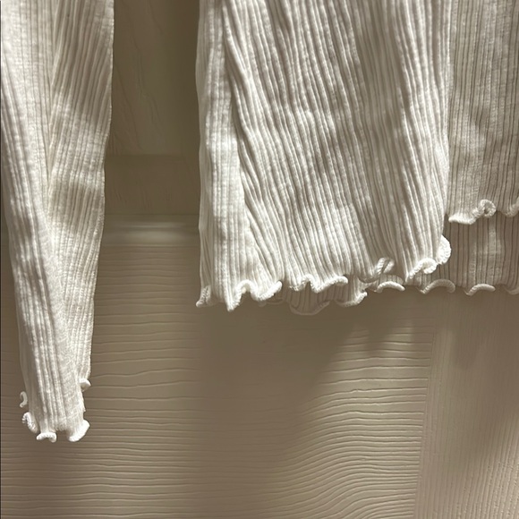 White Ribbed Button-Up Women's Top - Picture 2 of 2